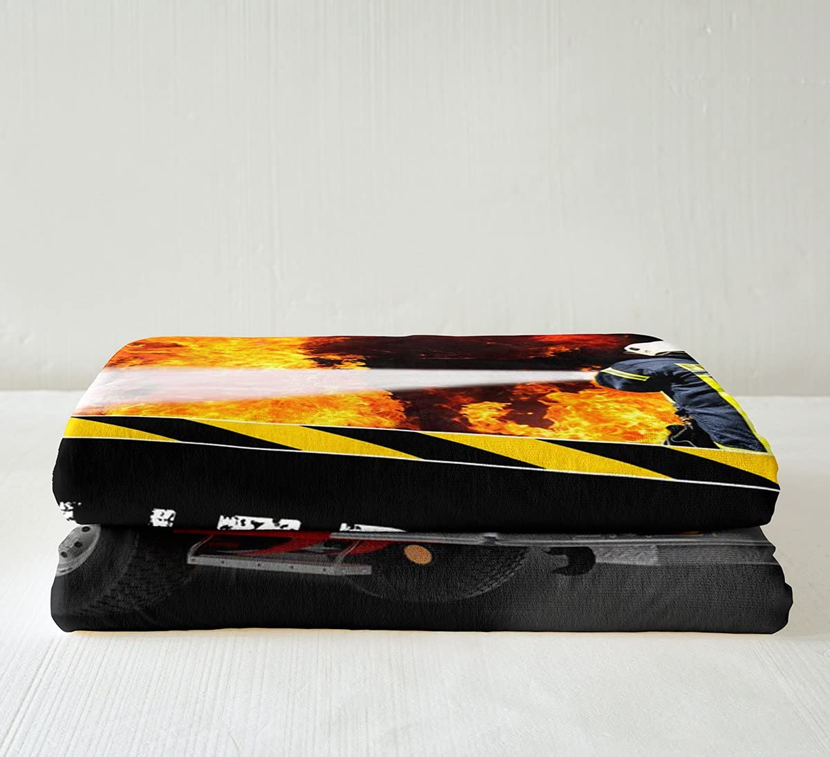 Loussiesd Feuerwehr Thema Kuscheldecke Feuerwehrwagen Decke 150x200cm für Jungen Kinder Jugendliche Zimmer Dekorativ Fahrzeug Auto Wohndecke Coole Feuerwehrm?nner Flanell Fleecedecke