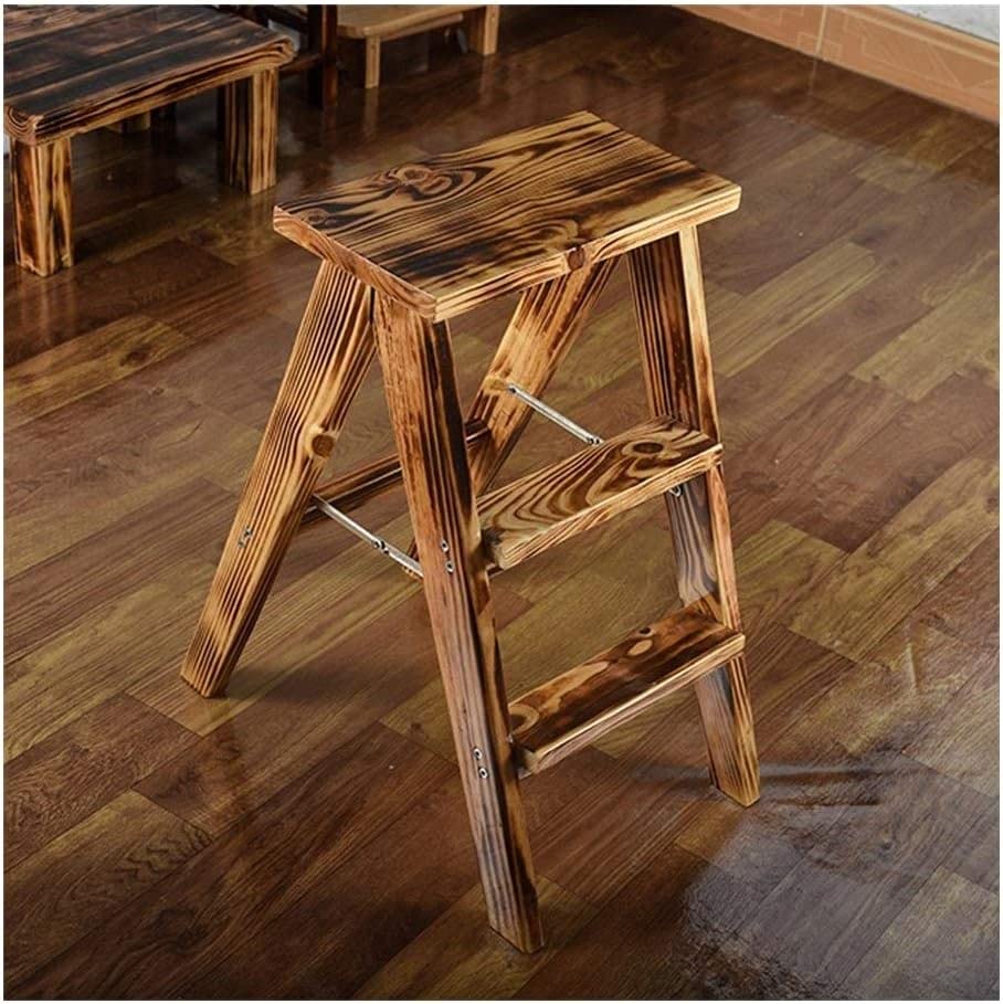Escabeau pliant OKUOKA en bois élégant et robuste pour votre intérieur
