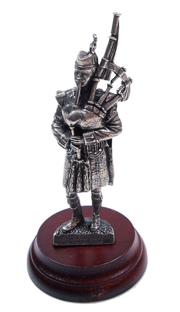 Argyll and Sutherland Highlanders Piper Figurine