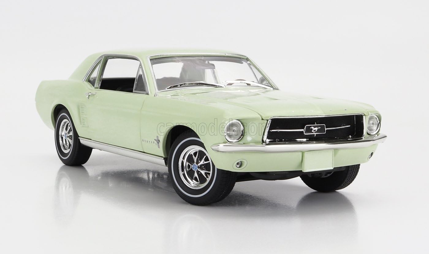 Amazon.co.jp: ミニカー アメ車 1/18 フォード マスタング GREENLIGHT 