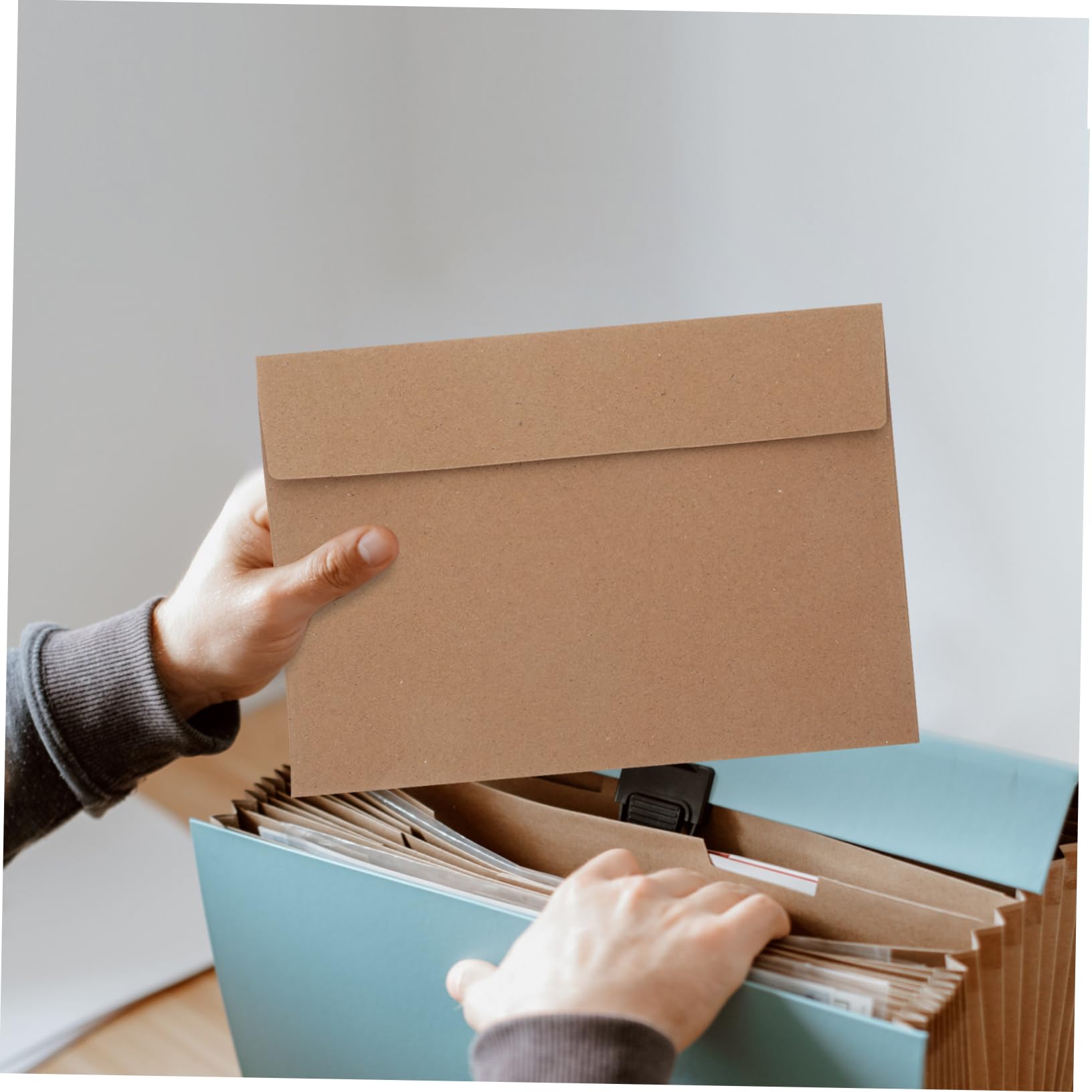 100Piezas Cubiertas de Carta de Autoadhesivas Uds Sobres de Papelería Invitaciones Bodas de Resistentes y Duraderos