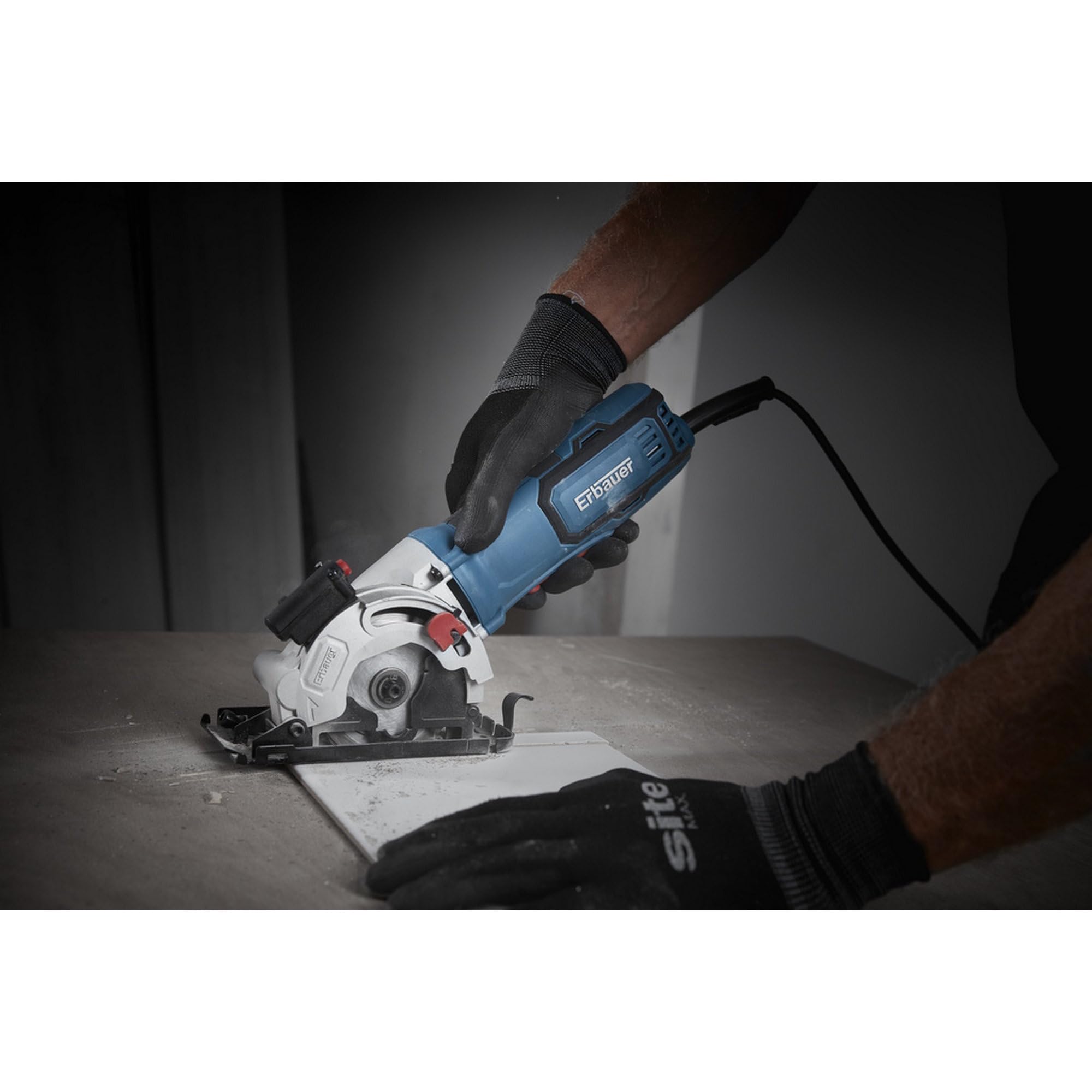 Erbauer Mini-Scie Circulaire EMCS650 650W 27 mm avec Lame de 85 mm