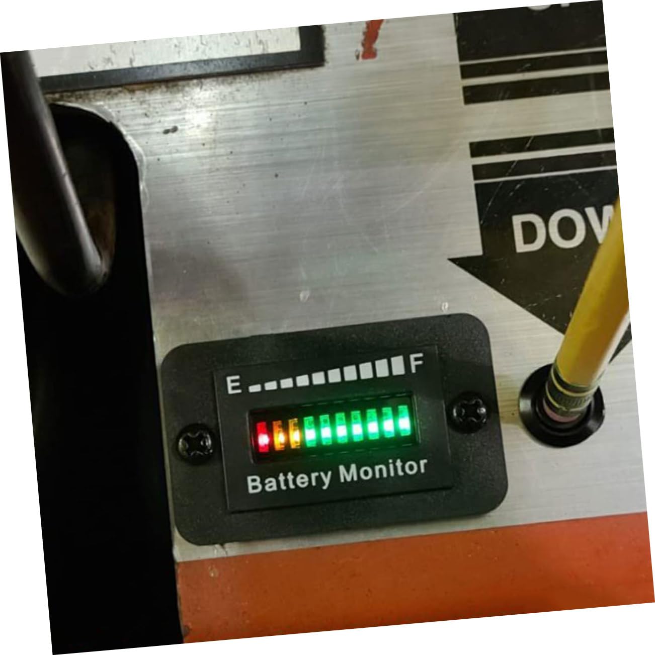 Tester Batteria Digitale per Auto Elettriche e Carrelli Elevatori, Monitoraggio Preciso della Carica, Tensione Regolabile 9-80v, Nero Abs