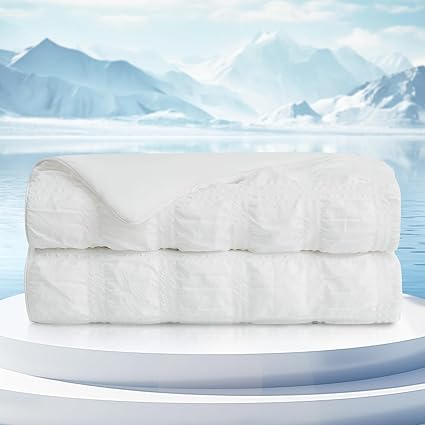 Cozy Bliss Cooling Comforter Twin Size Seersucker Plaid, Q-Max 0.4 Reversible Lightweight Cooling Blanket, Breathable Silk Smooth Summer Bedding Quilt for Hot Sleepers Night Sweats White