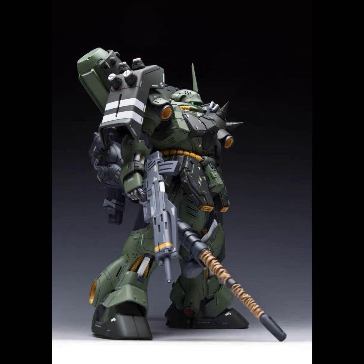 ガレージキット1/100 ギラドーガ