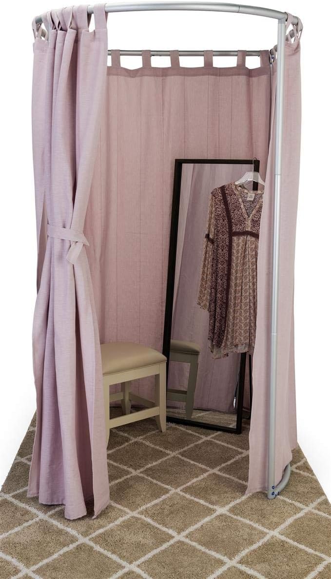 Displays2go Portable Fitting Room with Aluminum Rod, Freestanding Fitting Room for Boutique, Retail, Trade Show, Includes Carrying Case (SMSDRF)