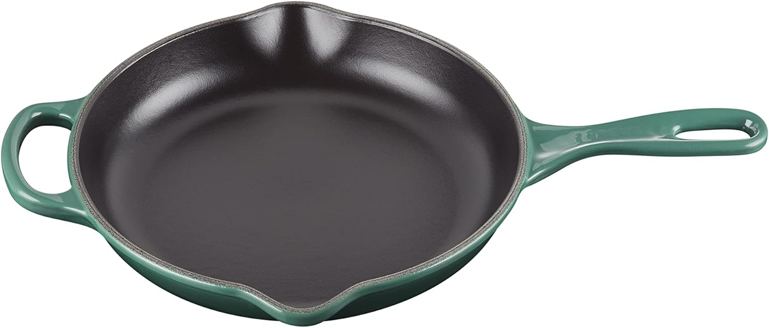 Le Creuset Signature Cast Iron Signature Iron Handle Skillet, 9", Artichaut 9" Artichaut - Image 1 of 7