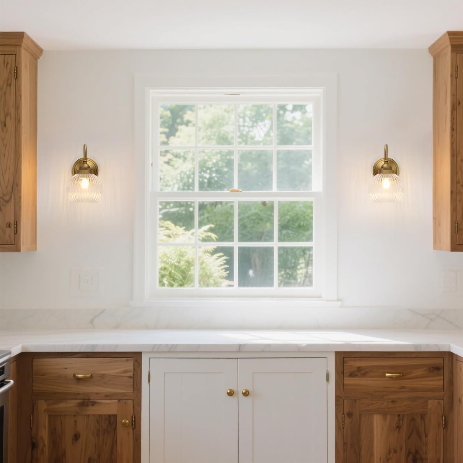 Vintage Single Hardwired Wall Sconce with 5.9” Round Clear Ribbed Glass Globe Shade Indoor Bathroom Vanity Wall Mounted Lamp Fixture for Bedroom Hallway