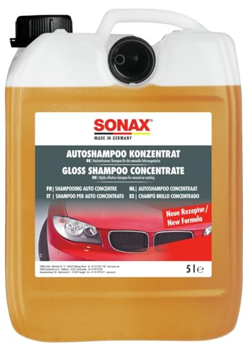 SONAX AutoShampoo Konzentrat (5 Liter) löst den Schmutz ohne die Wachs-Schutzschicht auf dem Lack anzugreifen | Art-Nr. 03145000