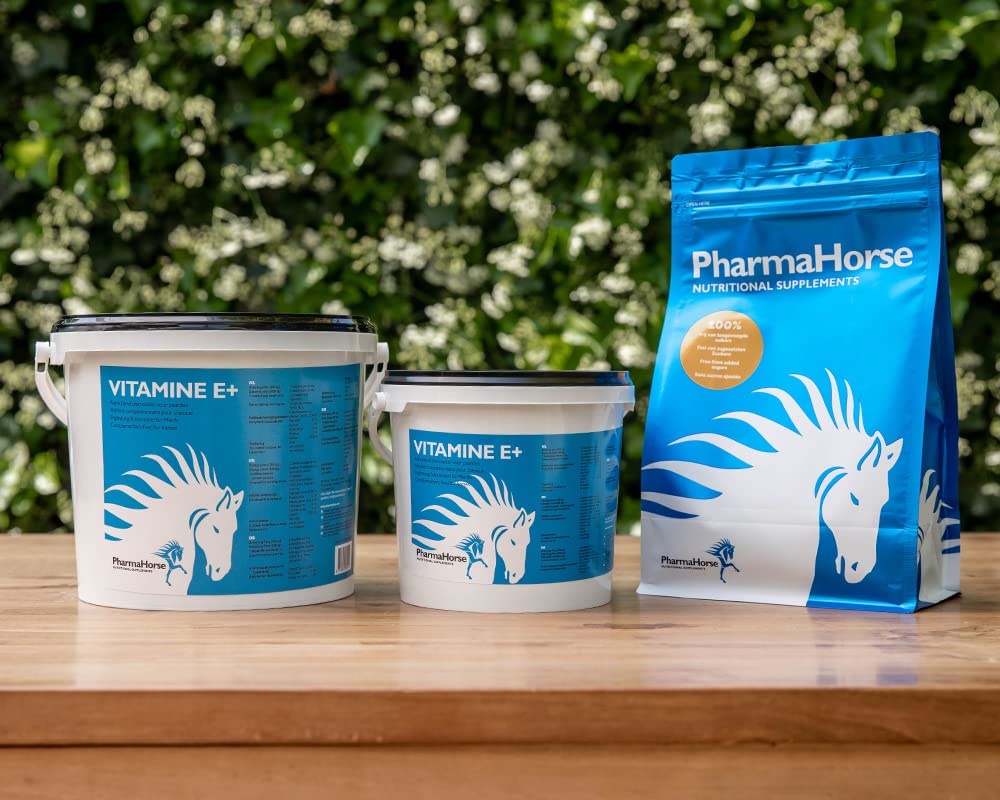 PharmaHorse Vitamina E+ | Sistema immunitario Naturale | 100% Senza doping | Alto dosaggio | 3000 Grammi