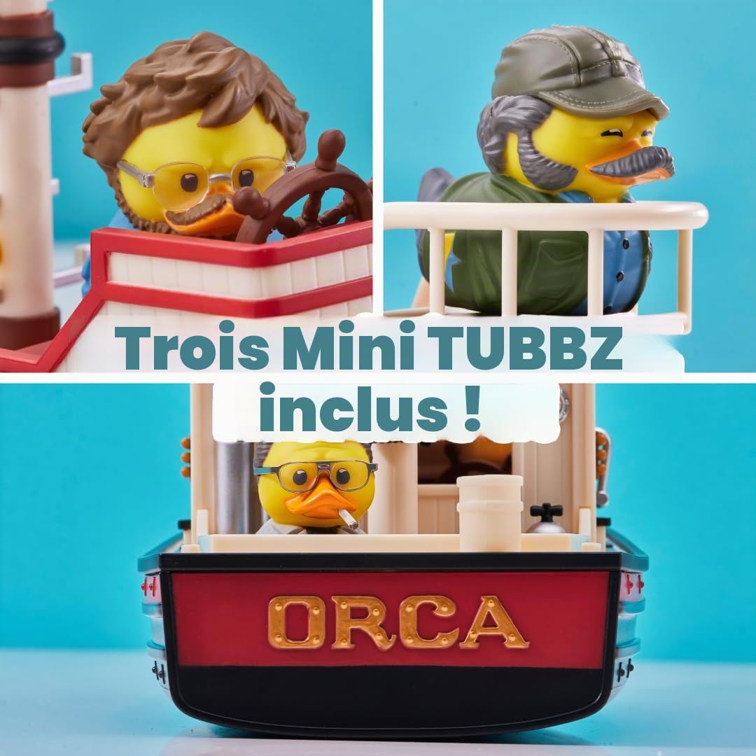 TUBBZ Jaws Floating Orca Boat Model Collectible Bundle Bath Playset – Comprend Bruce le requin et Mini Quint, Hooper et Brody Duck Figurines