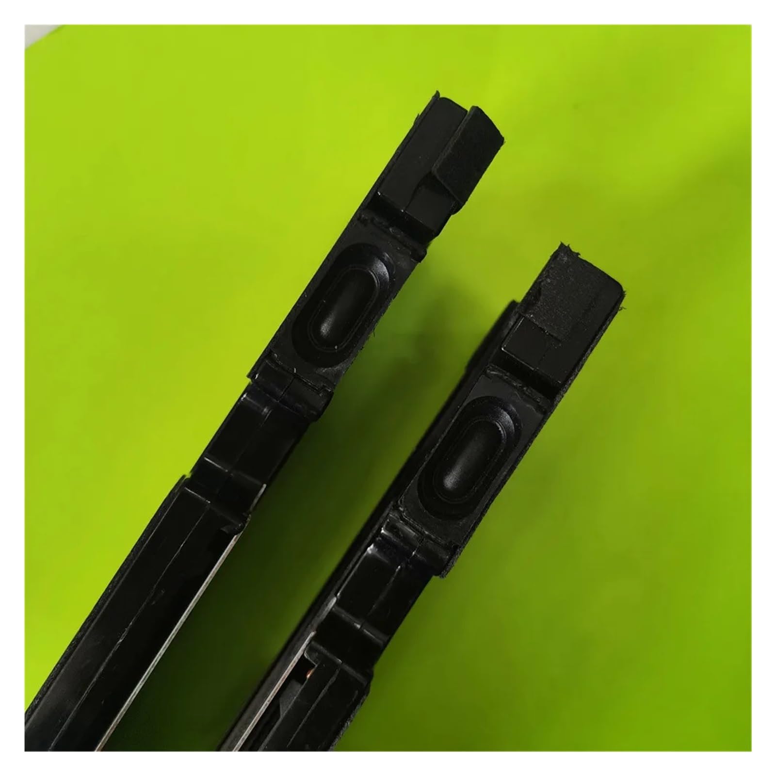 Haut-parleurs BN96-18088A = BN96-18088B 6 Ω 15 W, pavillon adapté aux téléviseurs UA55D6000SJ, UA55D6600WJ, UN55D6000SF et UA55D6000ST