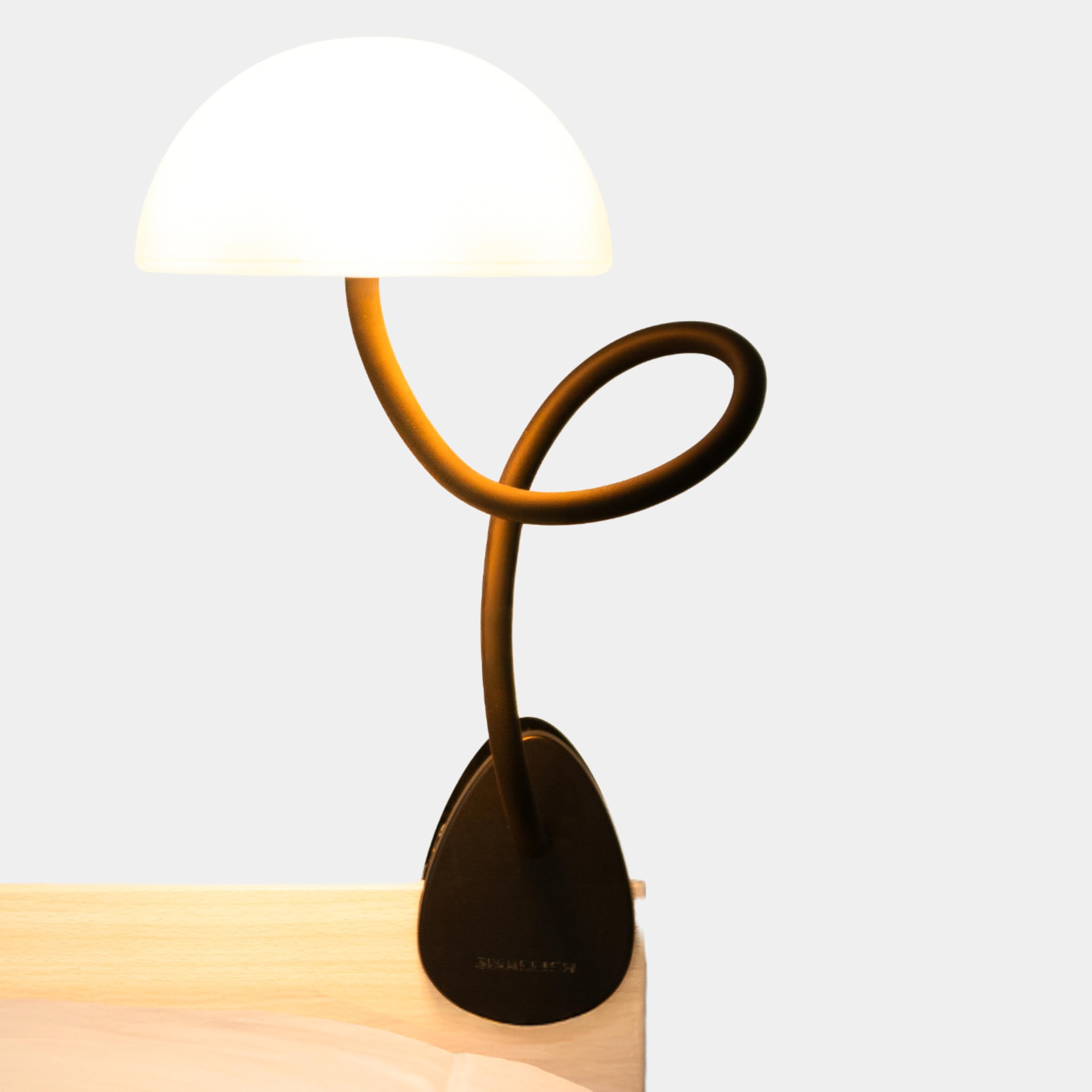 Smallish Shroommate Verstellbare Clip On Bed Light Nachttischlampe, Leselampe für Kinderzimmer, Schreibtisch, Kopfteil des Bettes, LED-Multicolor-Wechsel mit Adapter (Schwarz)