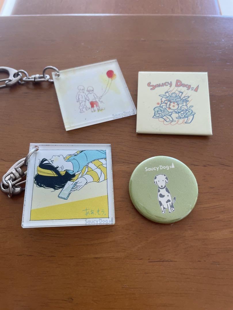 Amazon.co.jp: saucy dog ジャケ写キーホルダー 缶バッジ4点セット 