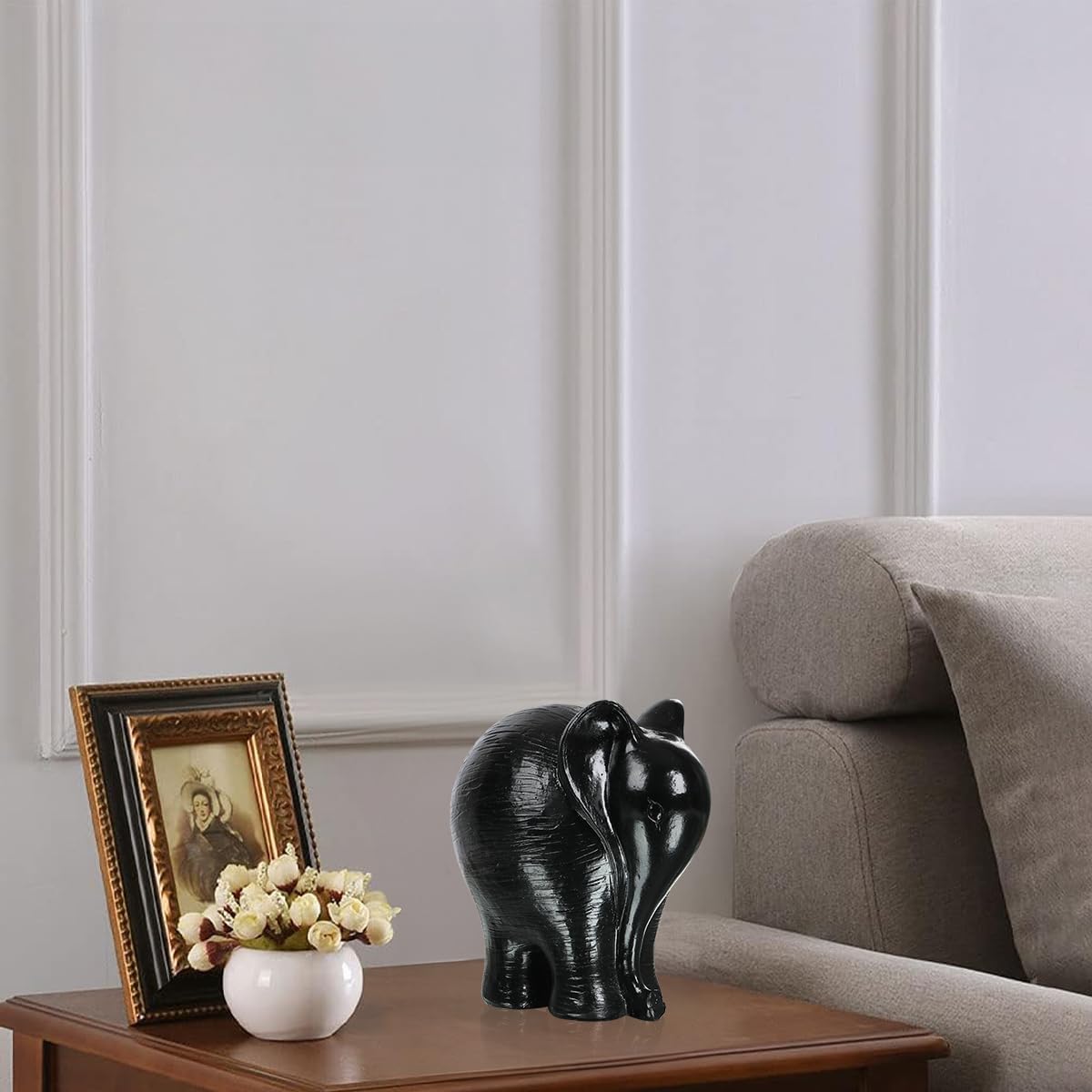 Modern Elephant Sculpture Office Desk Ornament/Bookshelf Decor/Living Room Centerpiece Minimalist Resin Home Decor (Black)