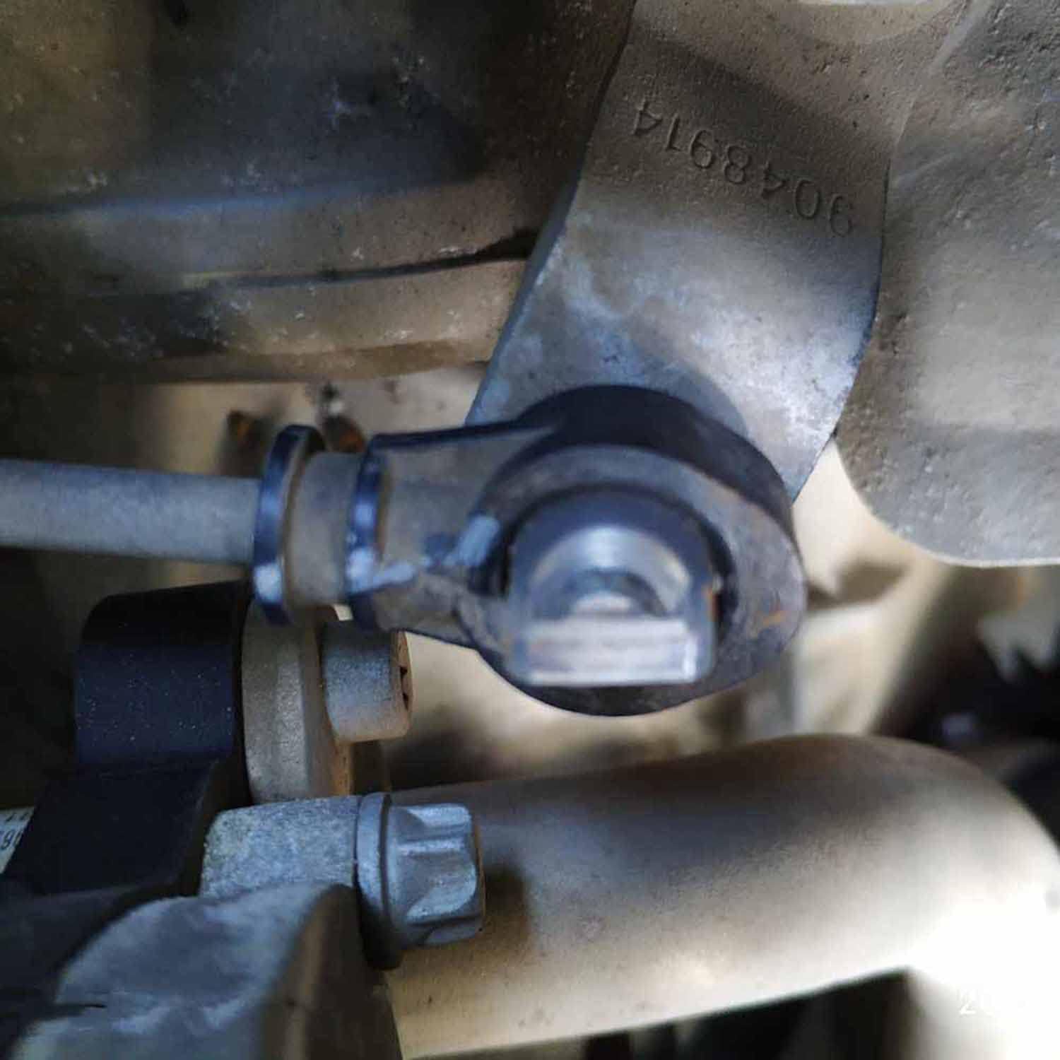 2pcs Transfer Case Cable Shifter Linkage Bushing 68064273AB and 2pcs Transmission Shift Cable Bushing 14055 for Jeep Wrangler JK 2008-2010