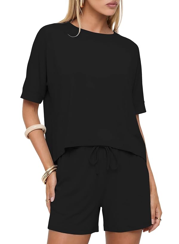Darong Womens Travel Outfit Oversized Tshirts & Shorts 9241 Black M by Darong - Used condition - US$18.99
