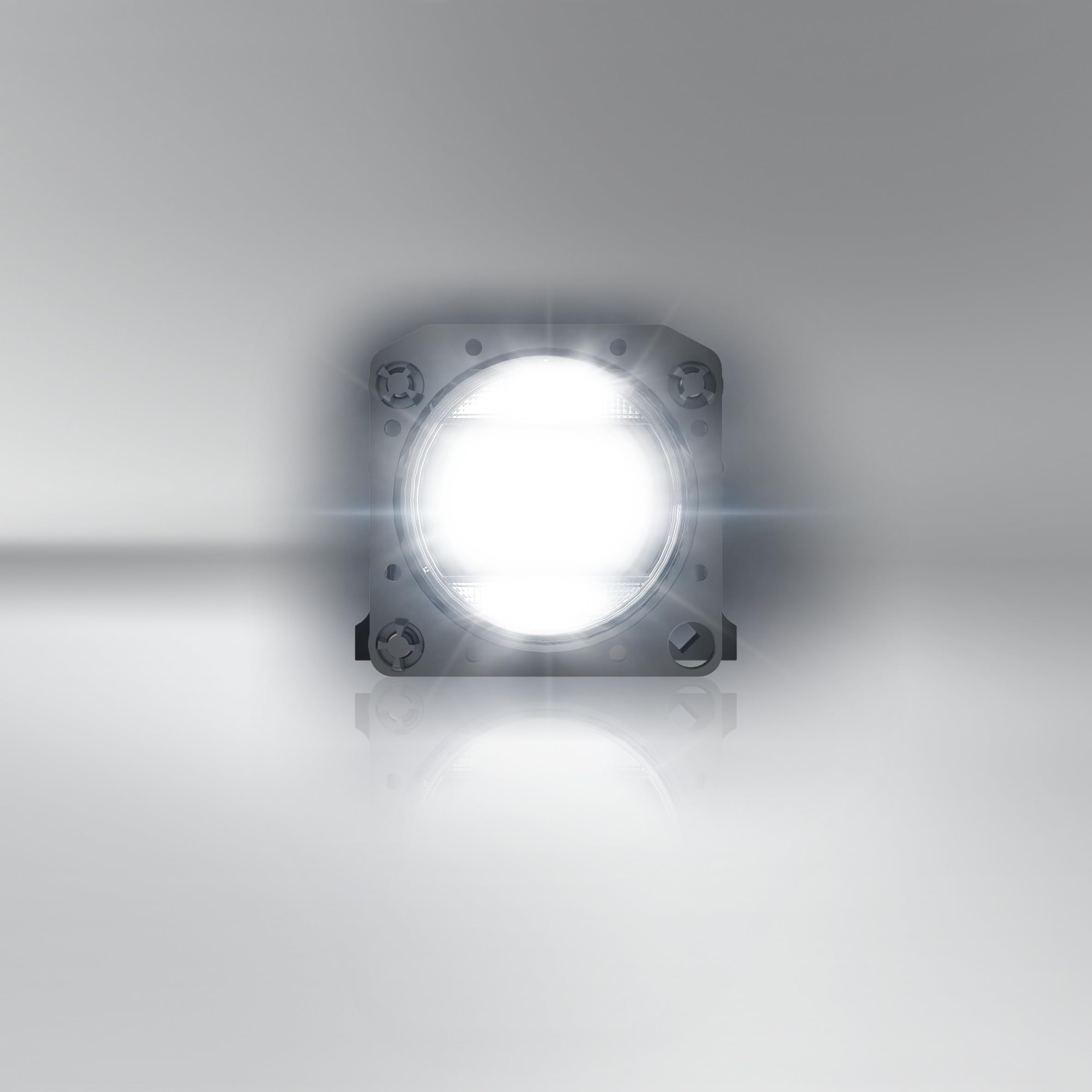 OSRAM LEDriving Universal Headlight 102, LEDUHL102, proyector LED de luz de carretera/cruce con luz de posición opcional y función de luz diurna para volante a la derecha