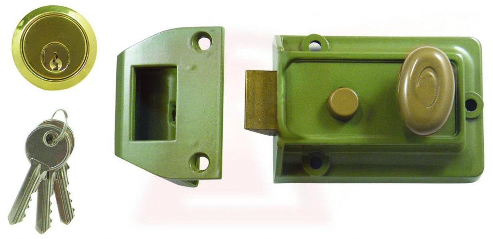 Fine Fayre Green Traditional Night Latch Standard Yale Style Champagne Free Post (478Vs)