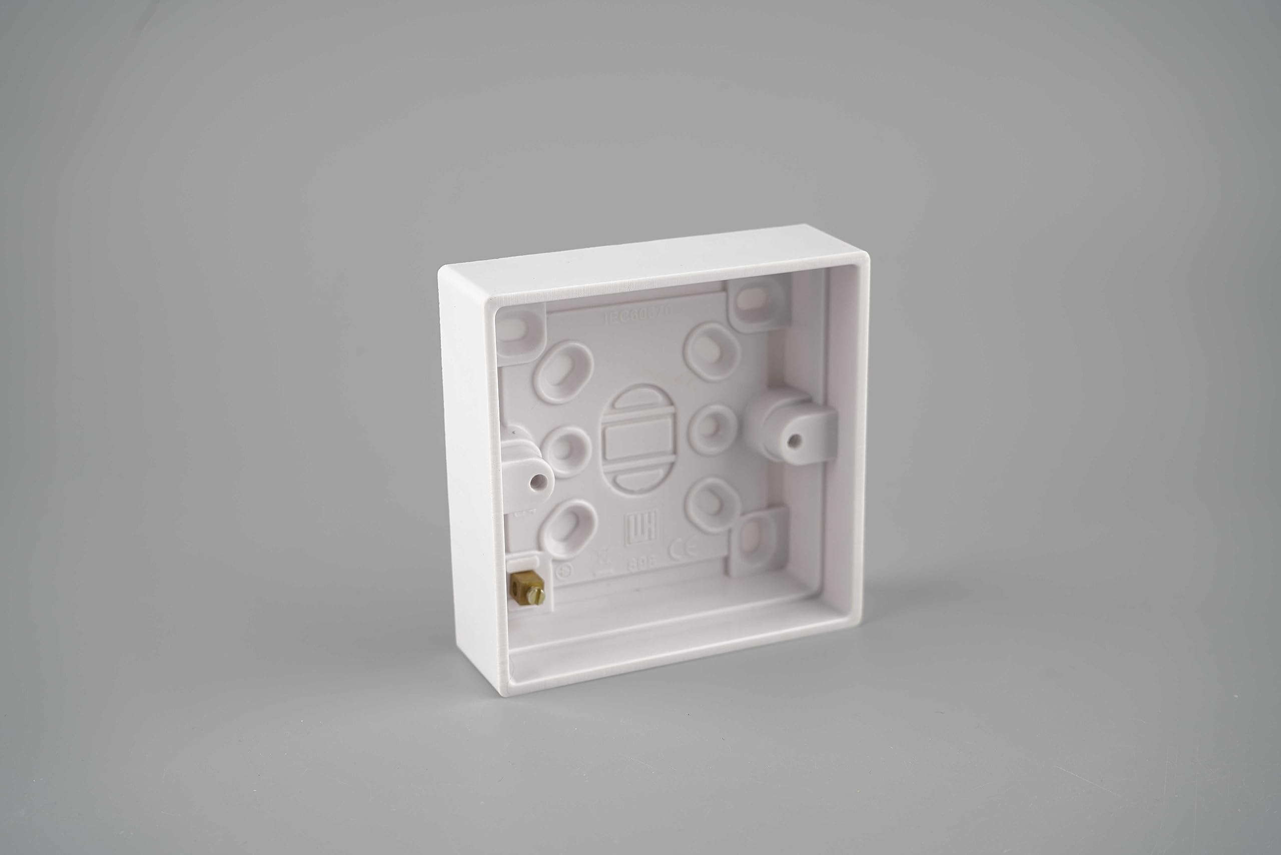 WK Electrical - Single Gang Pattress Box (Inside 25mm, Outside 28mm) with Earth (Pack of 5)