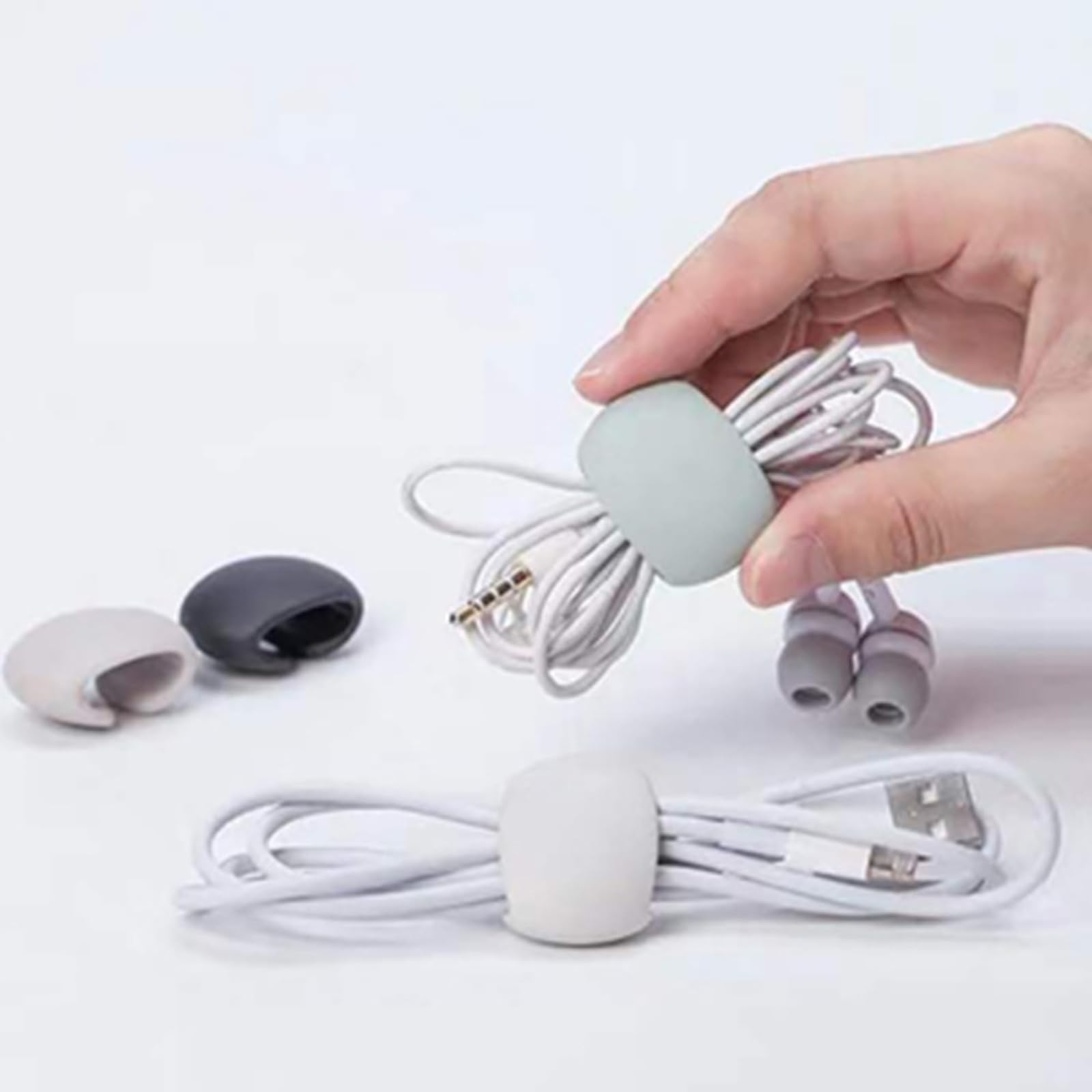 Paquete múltiple de clips de almacenamiento y organizador de cables, versátil gestión de cables y carga para viajes, escritorio y hogar, soportes de cables de datos seguros y ordenados — view 4