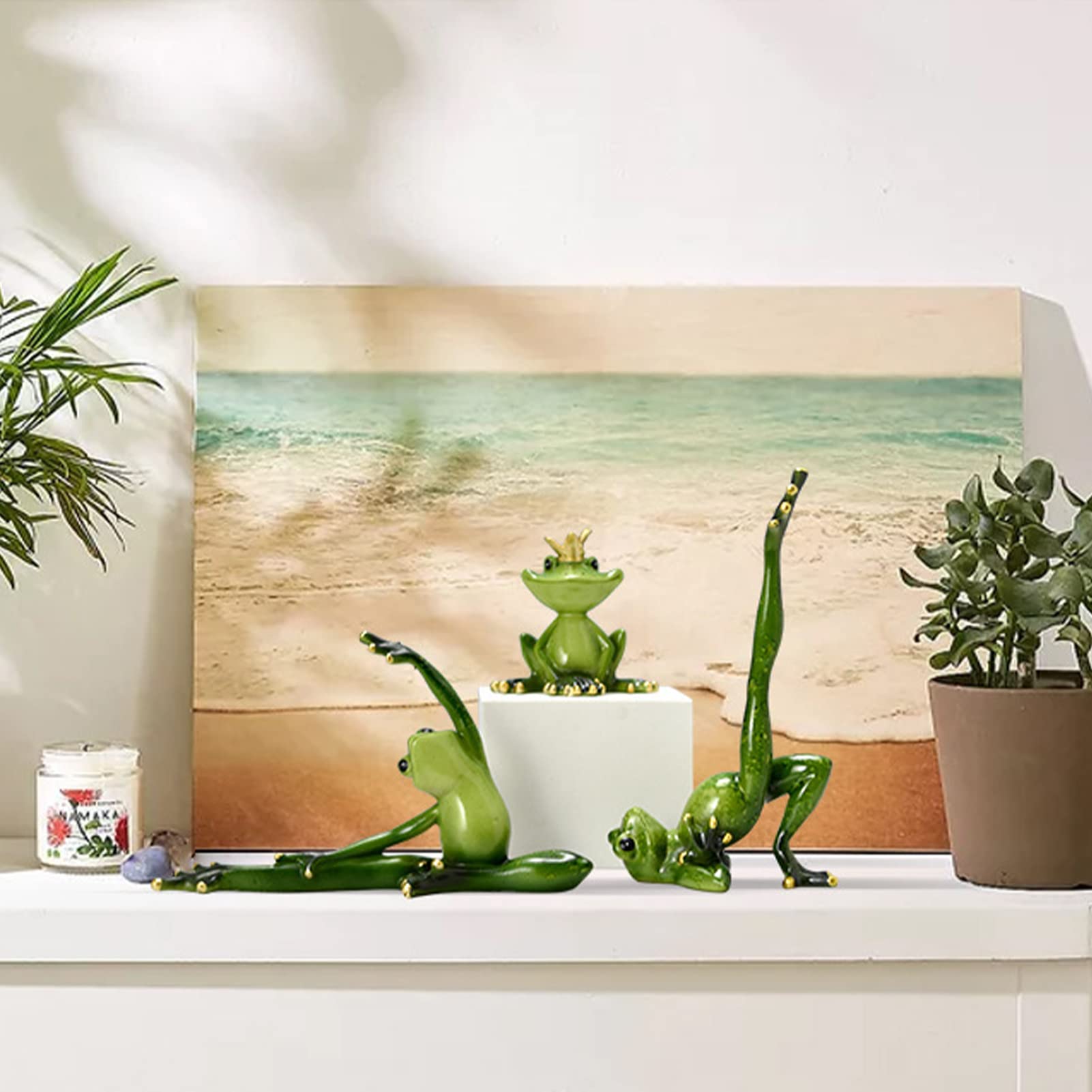 SYFUNLV 4 sztuki figurek żaby 3D, z żywicy, 4 różne pozycje jogi, dekoracyjna figurka żaby siedząca w pozycji jogi, zabawny kreatywny ornament na biurko, do biura domowego