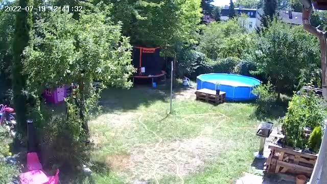 Great image quality, fast shipping and it does what it promises!