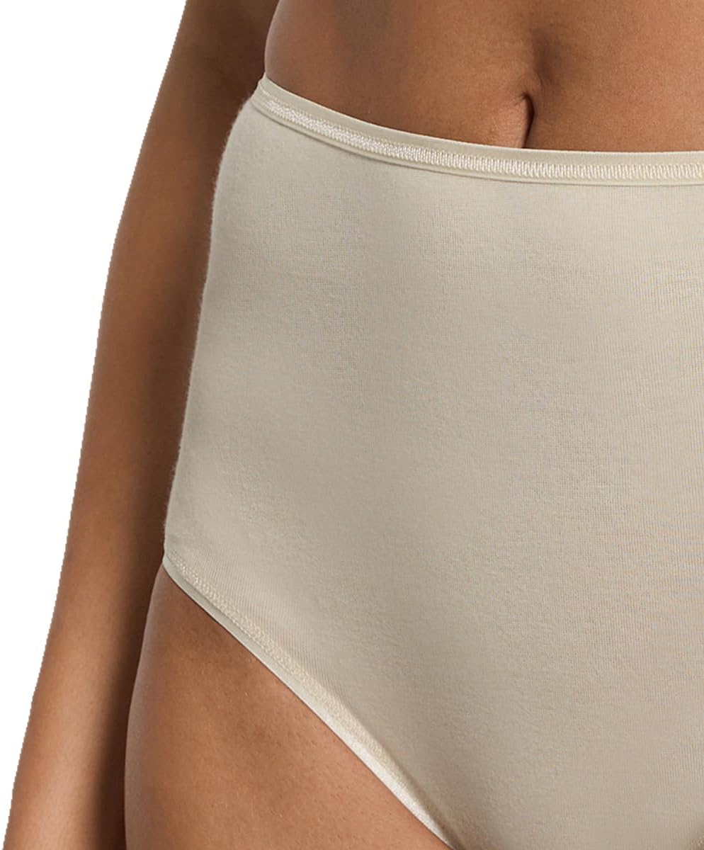 HANRO Women's Cotton Seamless Full Brief