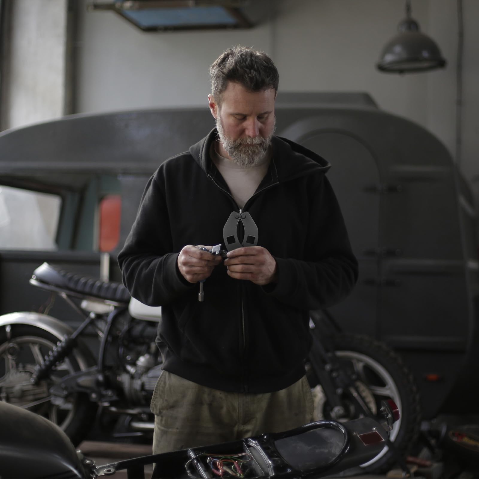 Klucz nastawny do nakrętek hydraulicznych, małe żelazne narzędzie przeciwutleniające, z cylindrami rolniczymi, narzędzie ręczne