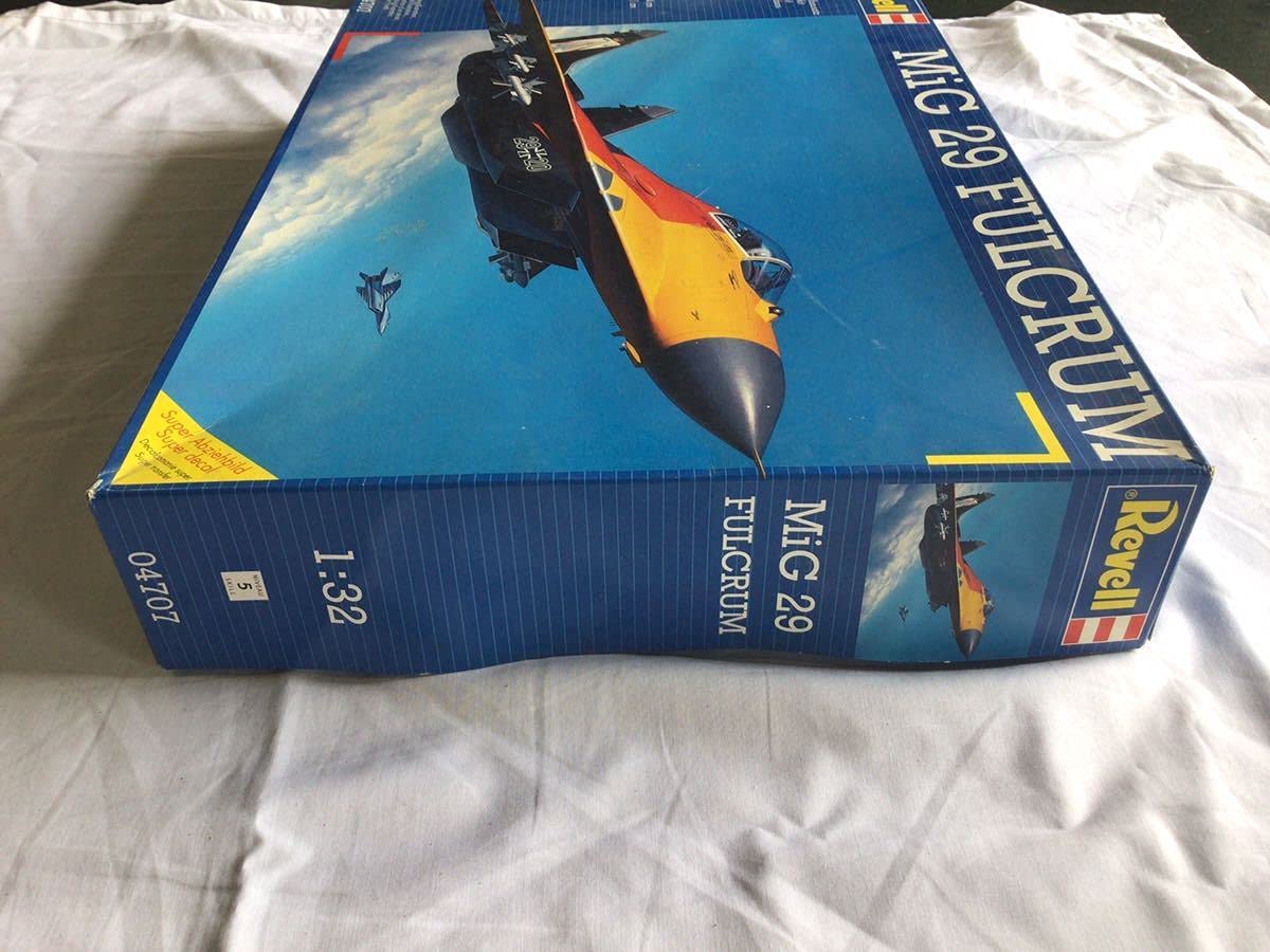 Amazon.co.jp: Revell MiG 29 fulclum ミグ29 1/32 レベル : おもちゃ