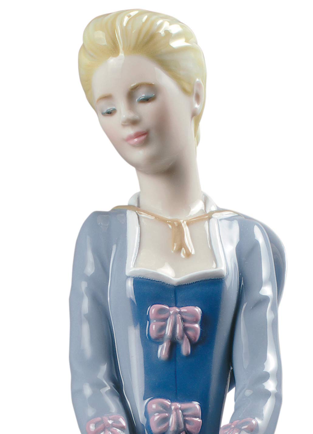 Amazon.co.jp: リヤドロ LLADRÓ 人形 庭いっぱいの花 01009180 : Home