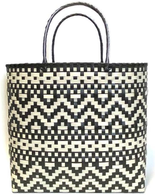 極美品✨イアパピヨネ フラップショルダーバッグ ナイロン パイソン柄