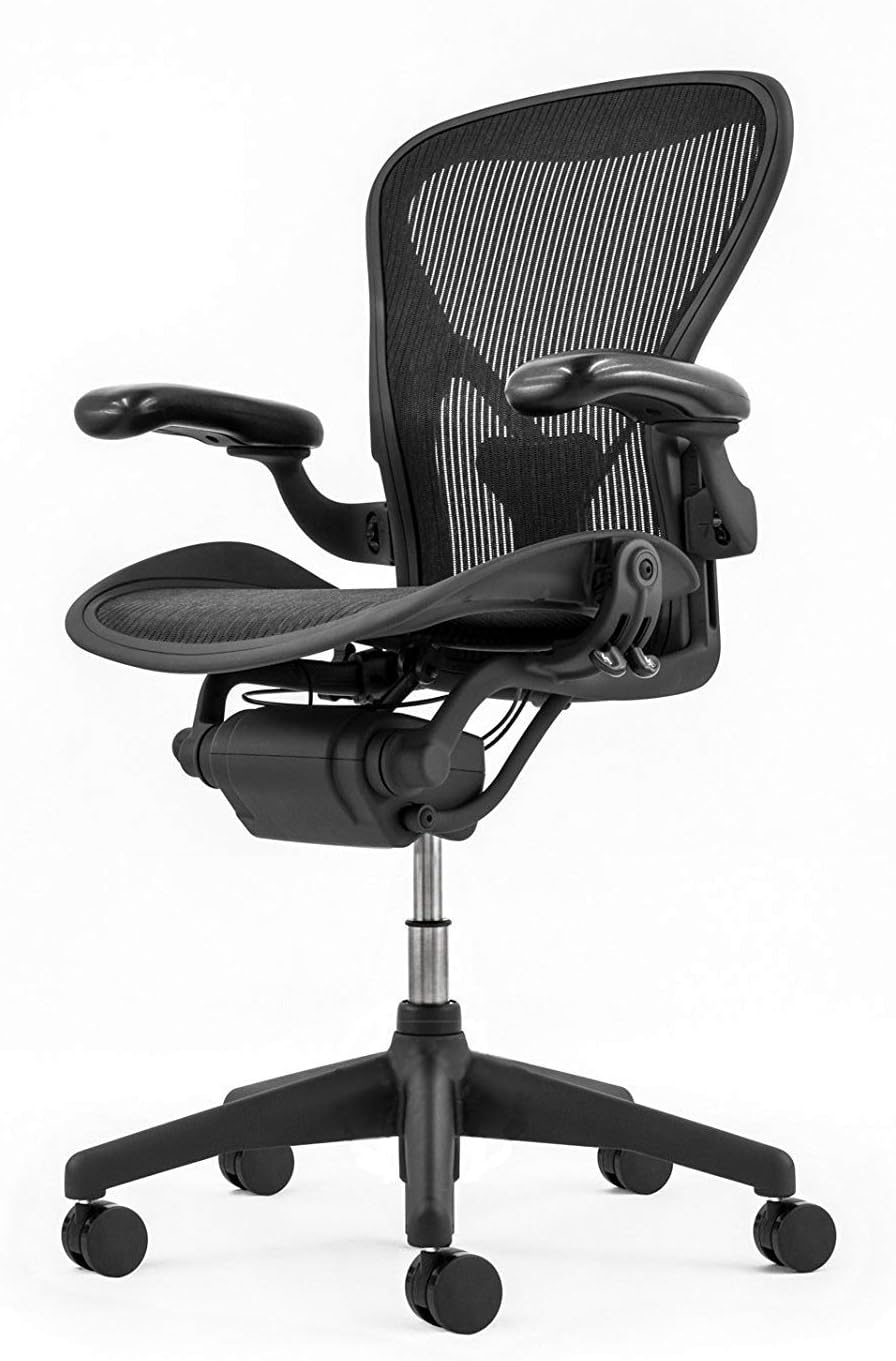 Herman Miller Aeron Size A – Graphite – Post Urefit/Vinylarm Rests