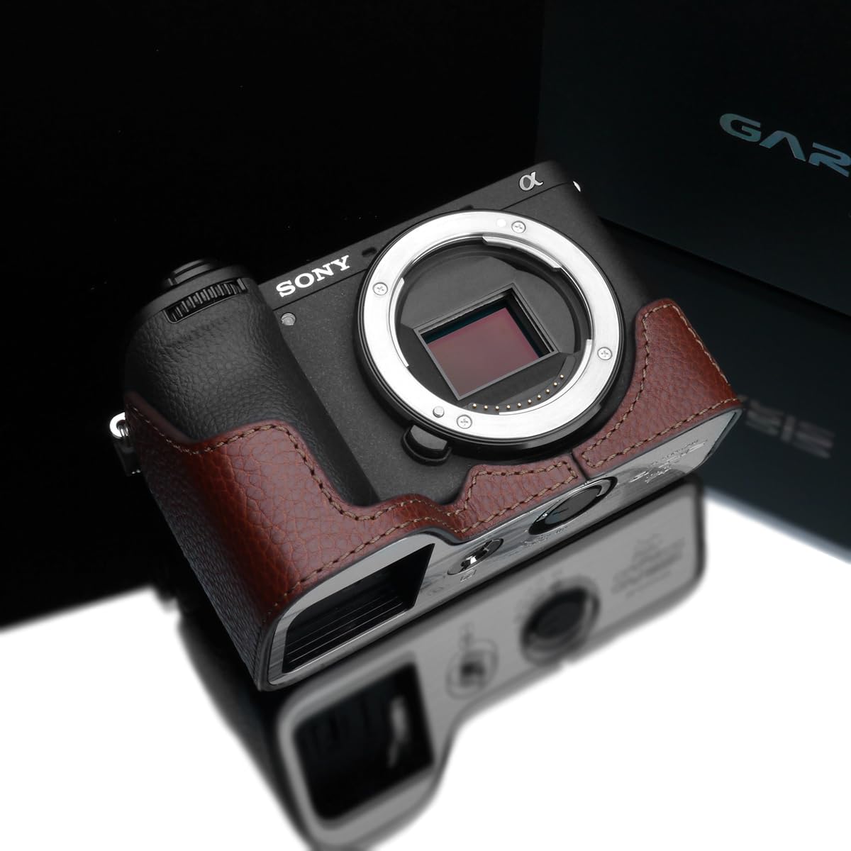 Amazon.com: Gariz XS-CHA6700BR Genuine Leather Half Case for Sony
