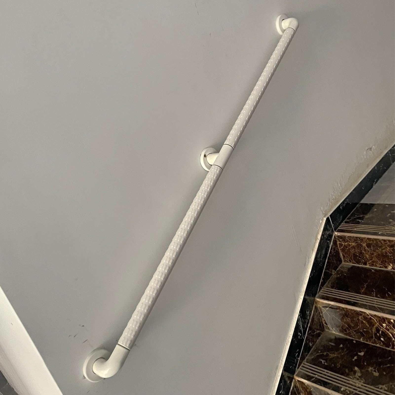 Rampe d'escalier extérieure antidérapante lumineuse sécurisée