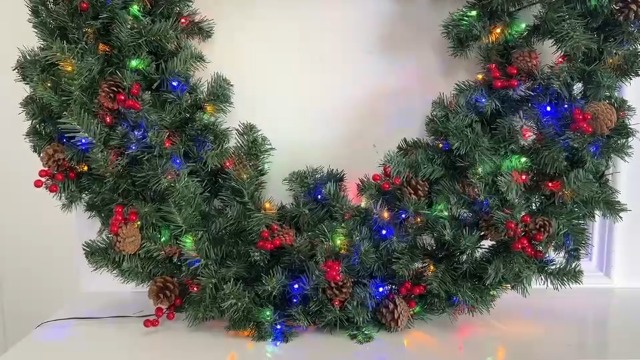 48 Inch 4 FT Large Christmas Wreath - NEEDOMO Pre-lit Plug-in