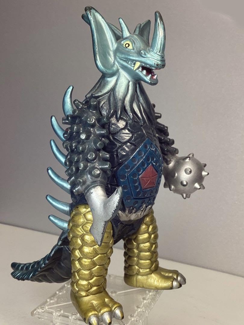 ウルトラマンシリーズ 怪獣フィギュア交渉 Yahoo!オークション -「1984」(ウルトラマン) (特撮)の落札相場