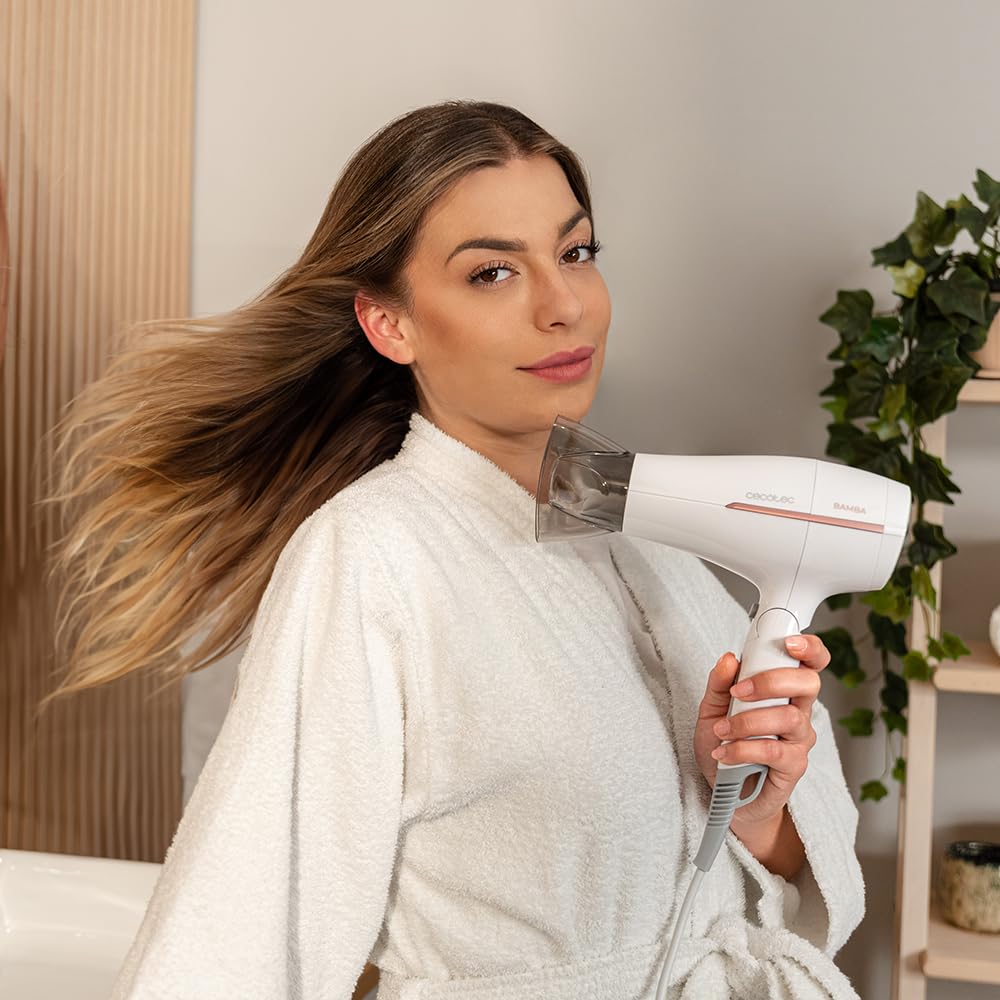 Cecotec IoniCare Power&Go Heaven składana podróżna suszarka do włosów, 2000 W, 2 temperatury, 2 prędkości, funkcja zimnego powietrza, w zestawie dysza koncentratora i dyfuzor