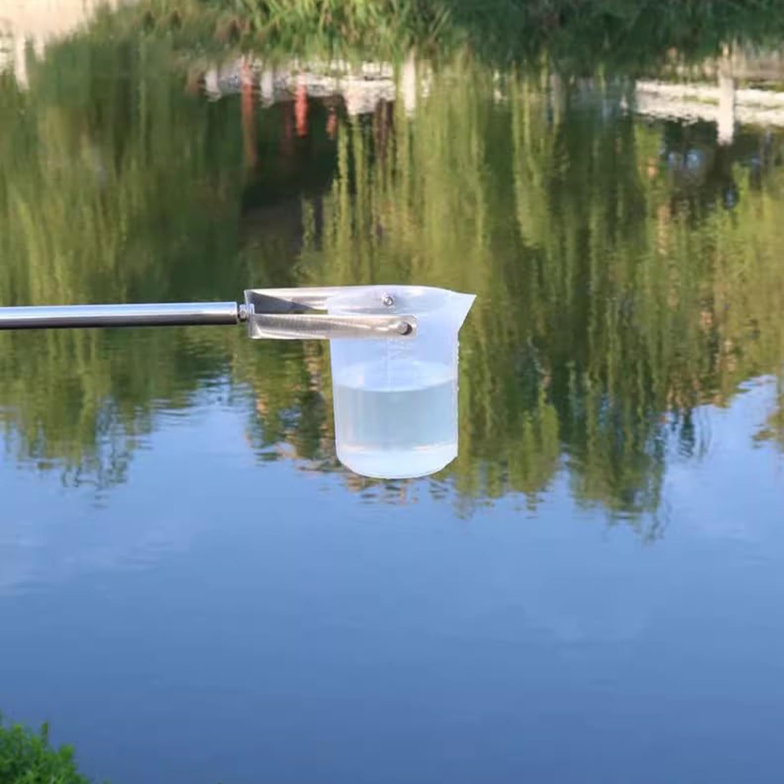 Tragbares Probengefäß,Vertikaler Teleskop Wasserproben Set,Schöpfkelle Edelstahl,Pendelbecher Probenehmer Stange für Flüsse/Wasserauslässe
