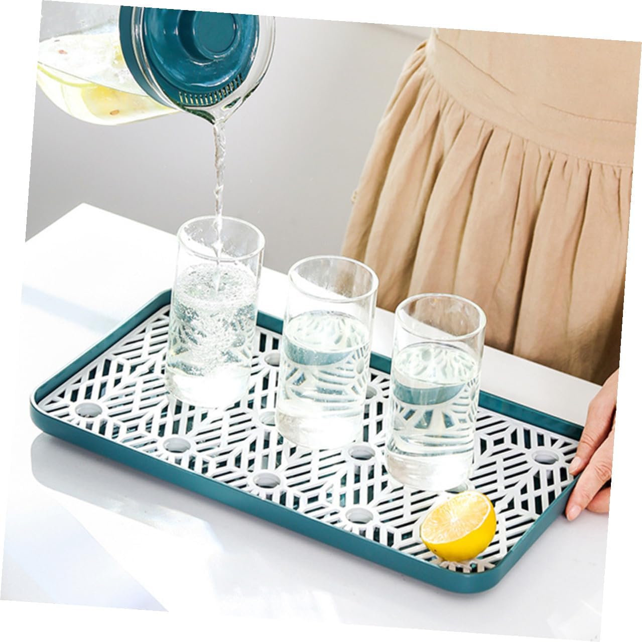 Upside Down Drain Rack Space-Saving Cup Drying Rack Scientific Structure and PP Material for Kitchen Organization