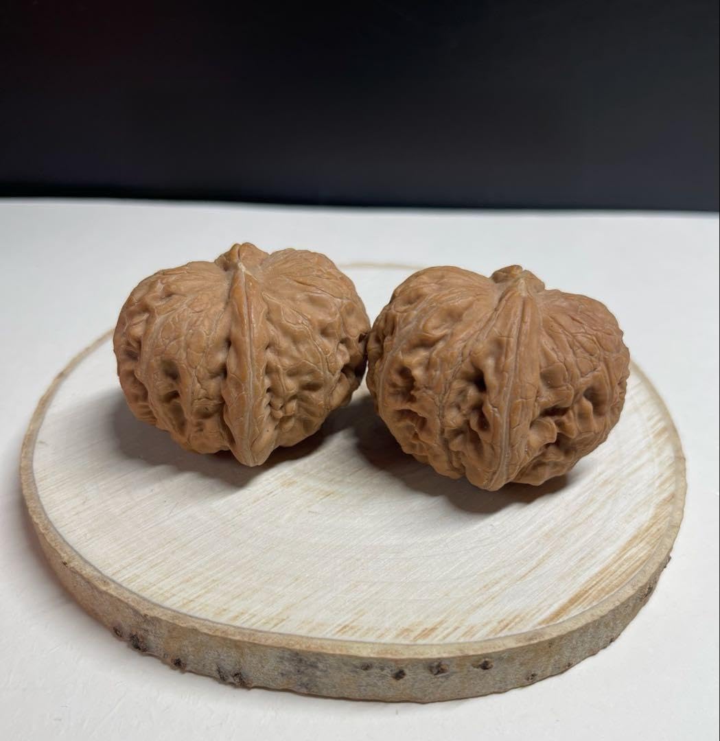 【元宝核桃】文玩核桃 約40mm 45g 育成品 手遊びクルミ ペア Amazon.co.jp: 【平谷元寶】文玩核桃 約41mm 約38g遊ぶクルミ ペア