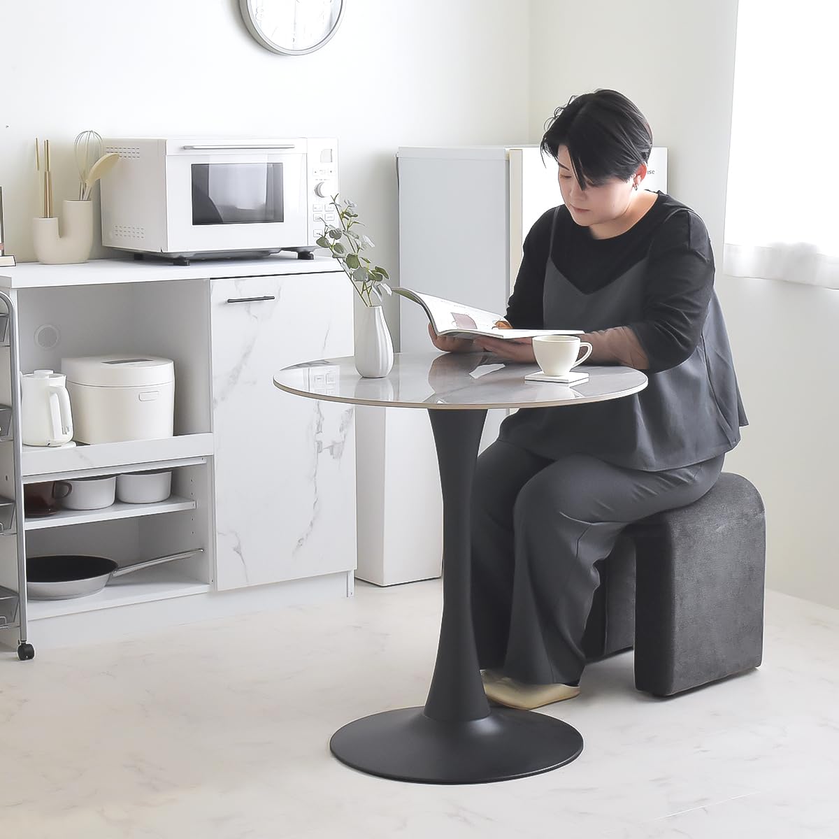 Amazon｜カフェテーブル ダイニングテーブル 丸テーブル 大理石調