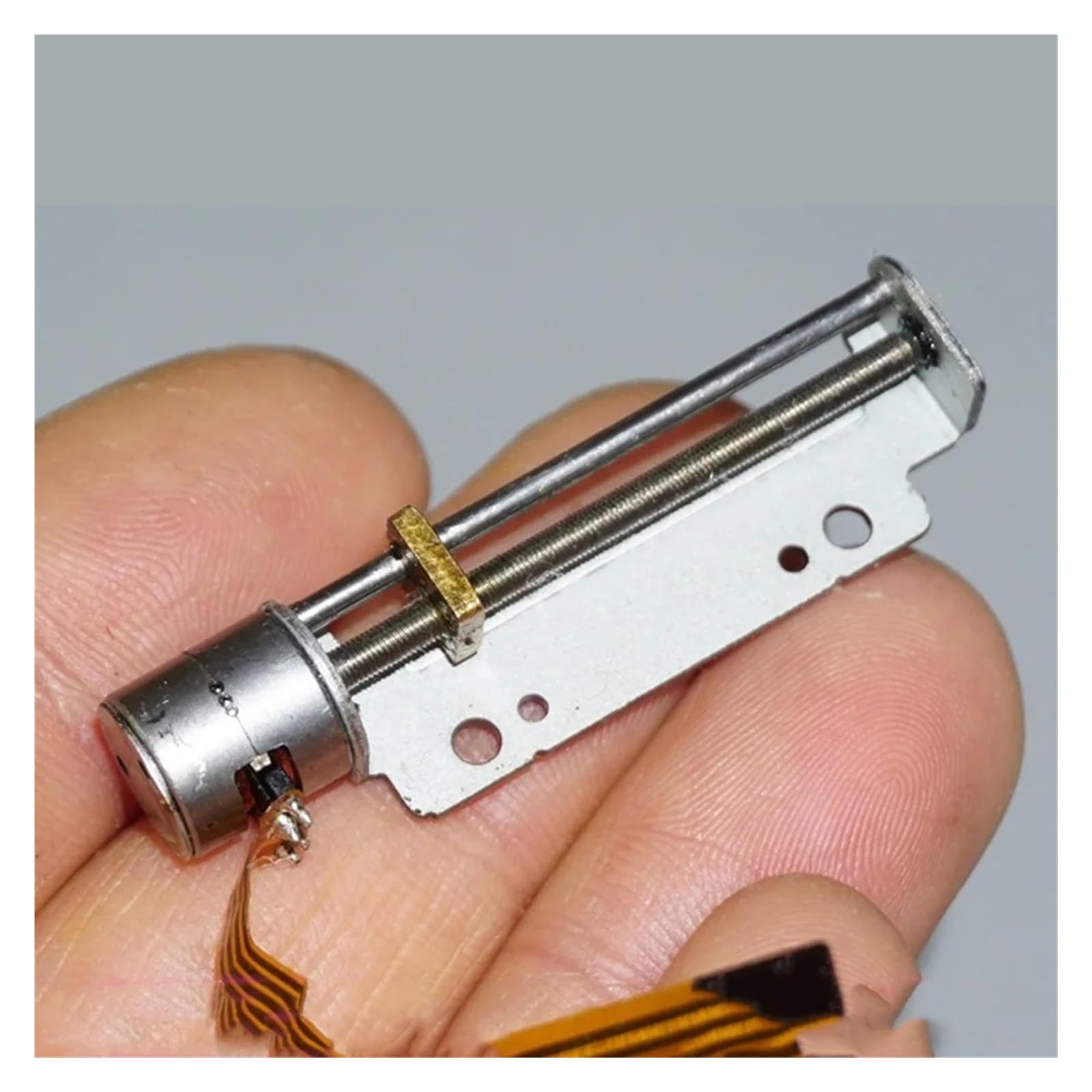 Actionneur linéaire DC 5V 30mm miniature pour projets DIY