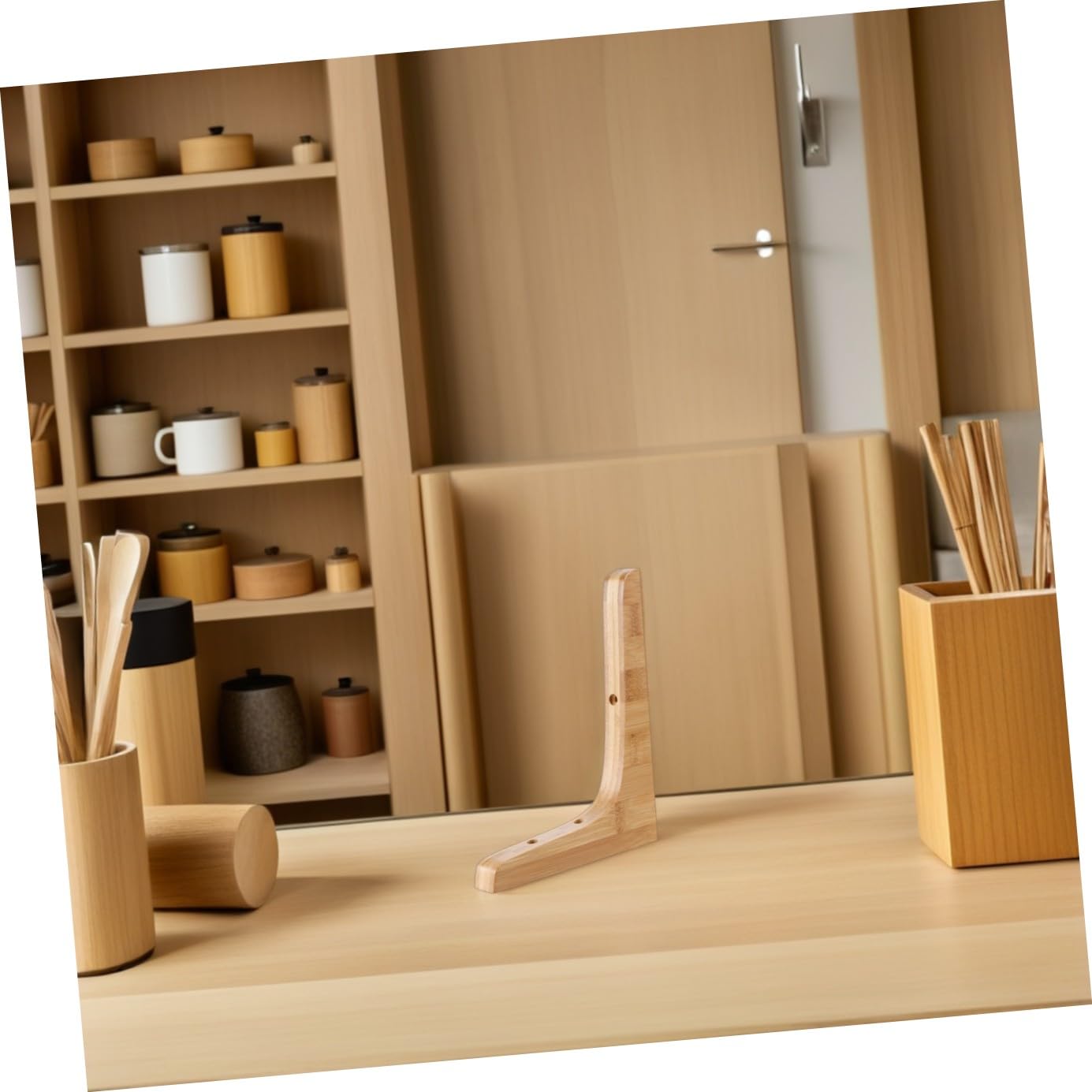 Anneome Supporti per Mensole in Legno Massello Triangolari 2 Pezzi, Staffe Robuste per Carichi Pesanti, per Soggiorni e Uffici Design Elegante e Versatile