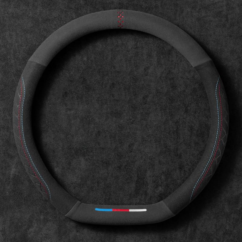 【Sensazione confortevole】 Il nostro coprivolante per auto è progettato ergonomicamente, resistente al sudore, antiscivolo, offre un tocco e una sensazione eccellenti fornendo allo stesso tempo un'eccellente presa per il volante e può alleviare l'affaticamento della guida massaggiando il palmo della mano.
