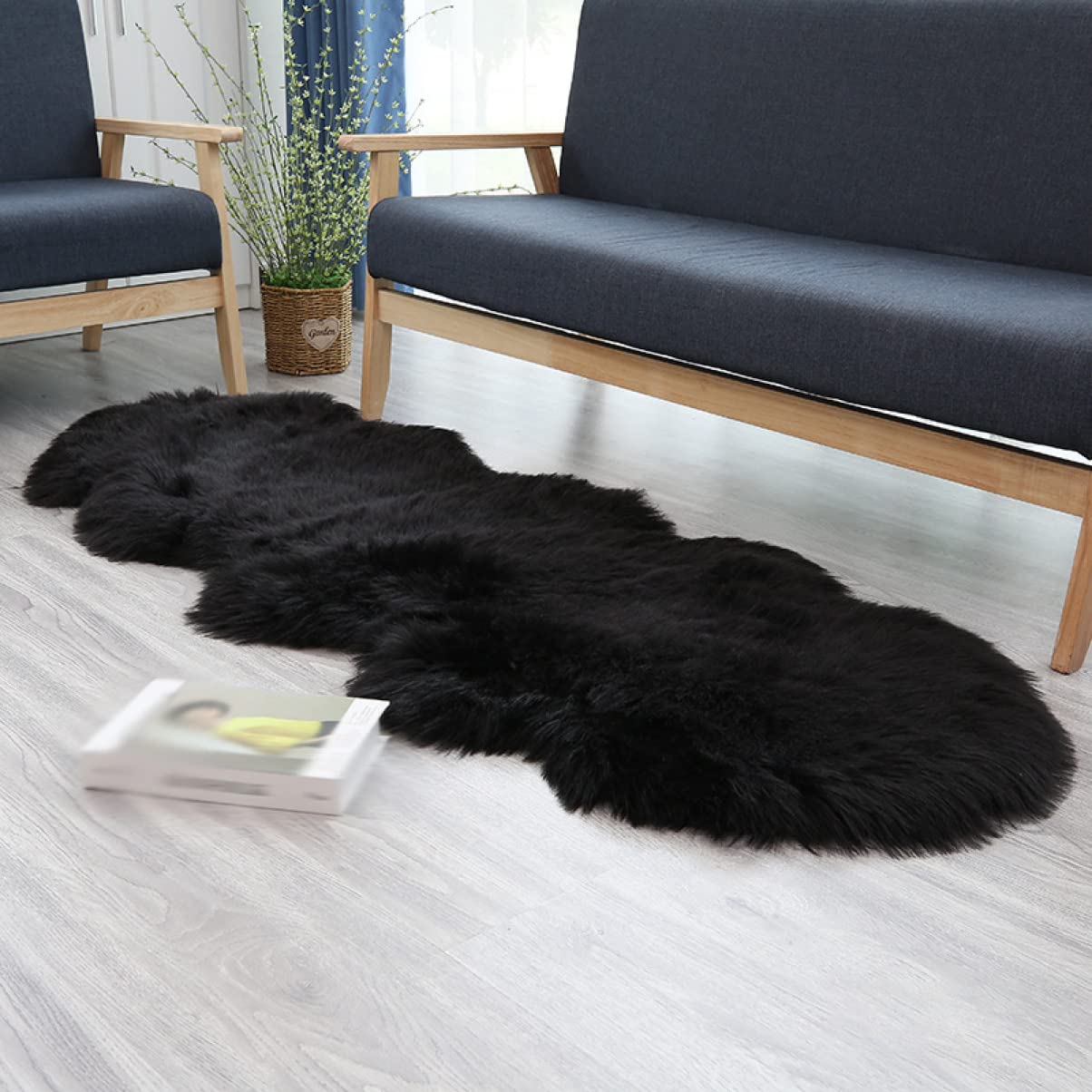 Amazon｜[ZS2L7] ラグ ラグマット 60*180cm フェイクムートン 長毛