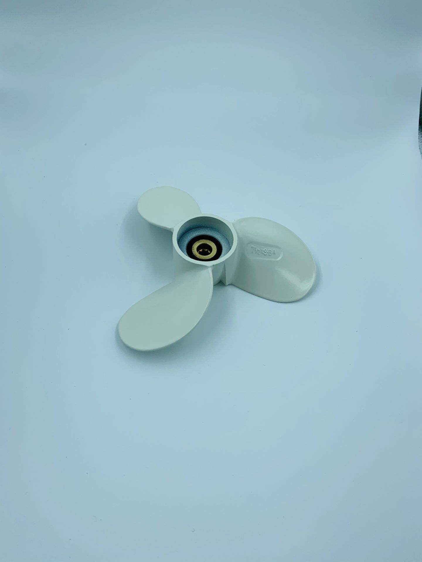 NC Boots-Propeller aus Aluminiumlegierung, 7 1/2 x 8-BA für Yamaha 4hp 5hp 6hp 4A 4M 5M 5C F4 F6L F6S F5A F6C Außenbordmotoren 6E0-45941-01-00 7.5x8