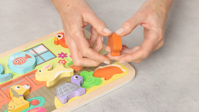 Janod Zoo Chunky Wooden Puzzle - 7 Animal Pieces For Toddlers 18 Months+