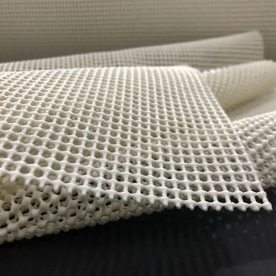 Tela Antiderrapante Branca Para Tapetes, Forro de Prateleiras e Armários - 0,50M X 1,20M