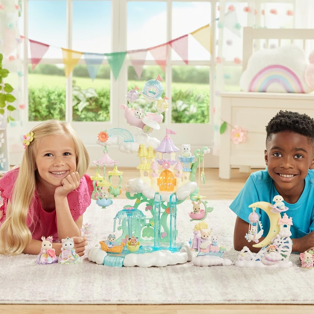 Sylvanian Families - 5824 Himmlisches Feenschloss, Spielset mit Tierfigur, Schokoladenhasen Baby, Blumenfee, samtige Tierfiguren, Spielzeug für Kinder ab 3 Jahren